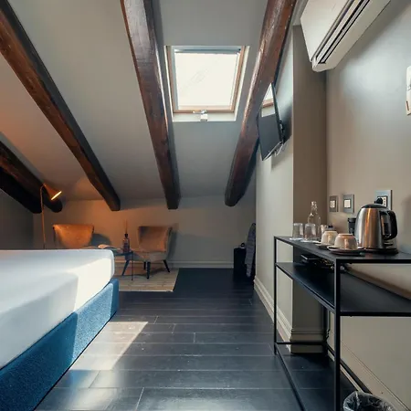 Vite - By Naman Hotellerie 3* Rome