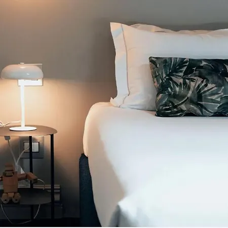 Vite - By Naman Hotellerie Szálloda Róma