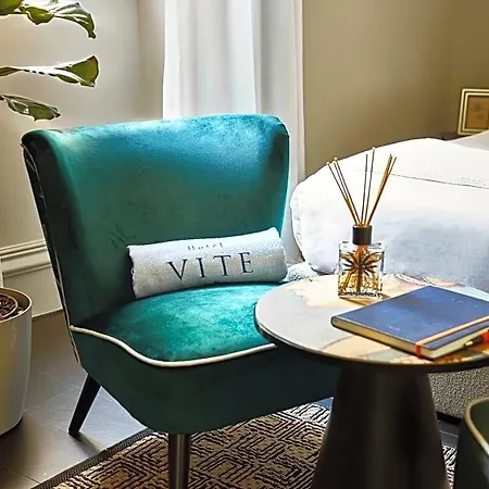 Vite - By Naman Hotellerie Hotell