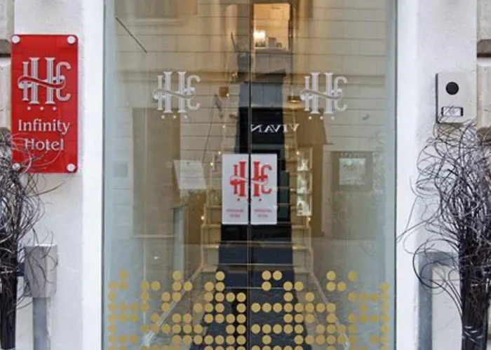 Vite - By Naman Hotellerie فندق روما