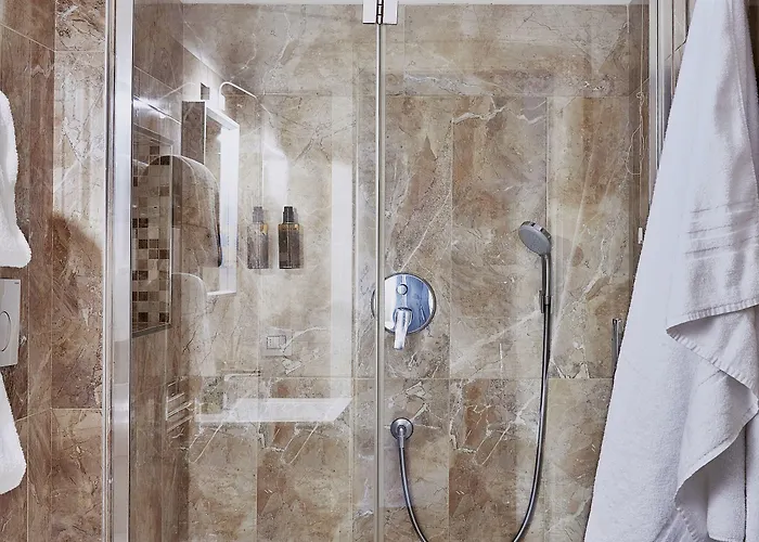 Vite - By Naman Hotellerie 3*